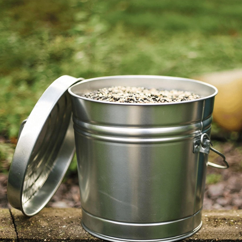 6 Gallon Galvanized Steel Storage Can with Locking Lid A9904